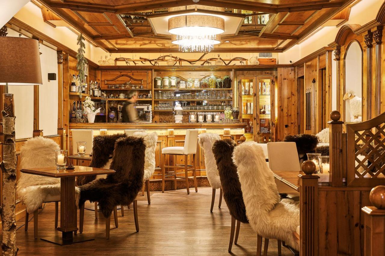 Boutique Hotel E Chalets Salvadori Mezzana  Esterno foto