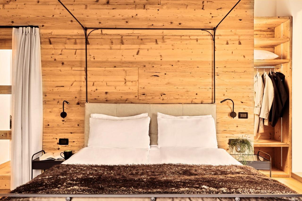 Boutique Hotel E Chalets Salvadori Mezzana  Esterno foto