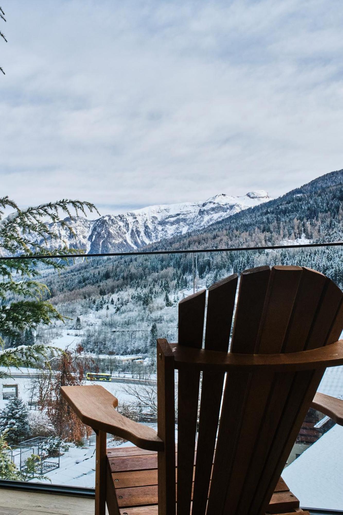 Boutique Hotel E Chalets Salvadori Mezzana  Esterno foto